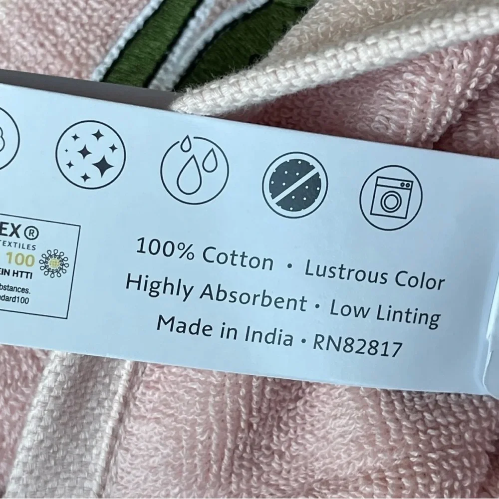 LACOSTE Lot of 3 Bath Towels Pink Large Crocodile 30x52 NWT